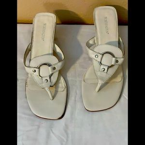 Ladies sandals